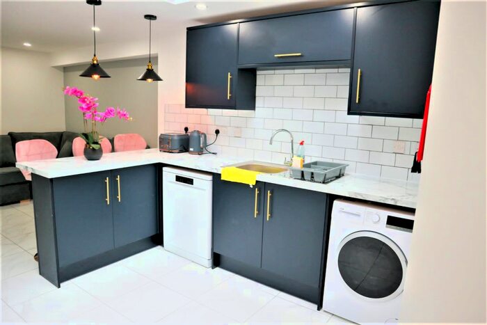 5 Bedroom Terraced House To Rent In Hugh Road, Coventry, CV3