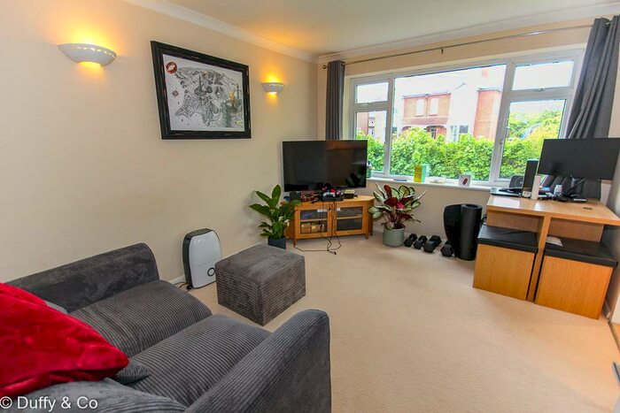 1 Bedroom Apartment To Rent In Hatchgate Close, Cuckfield, Haywards Heath, RH17