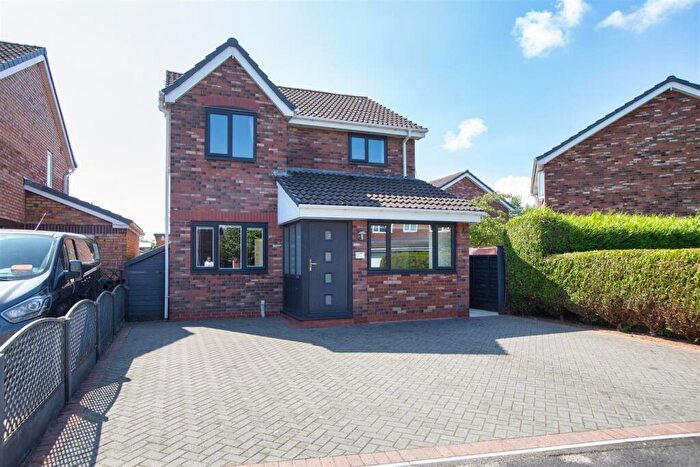4 Bedroom Detached House For Sale In Johnson Close, Carnforth, LA5