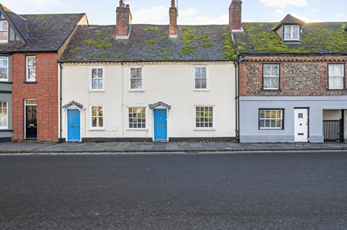 3 Bedroom Terraced House For Sale In St. Pancras, Chichester, PO19