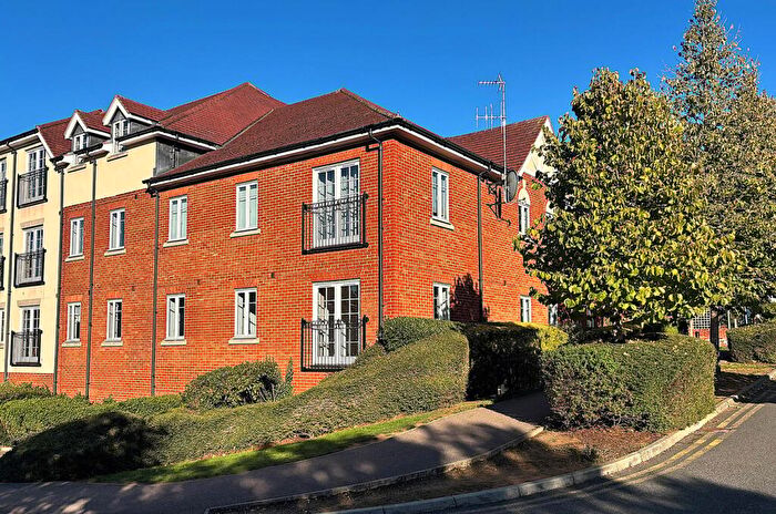 2 Bedroom Apartment For Sale In Elderflower House, Whinbush Road, Hitchin, SG5