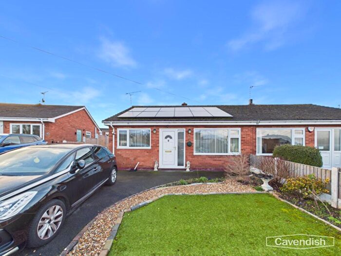 2 Bedroom Bungalow For Sale In Raewood Avenue, Hawarden, Deeside, CH5