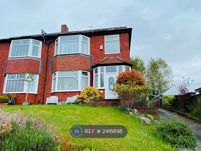 Studio To Rent In Bolton Road, Swinton, Manchester, M27