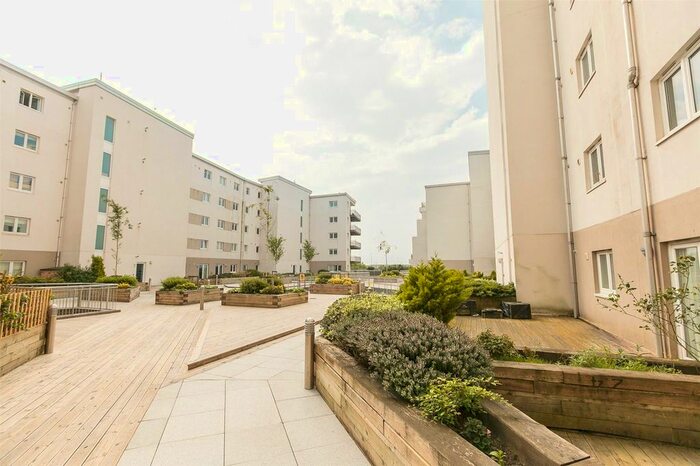 2 Bedroom Flat To Rent In Heron Place, Edinburgh, EH5