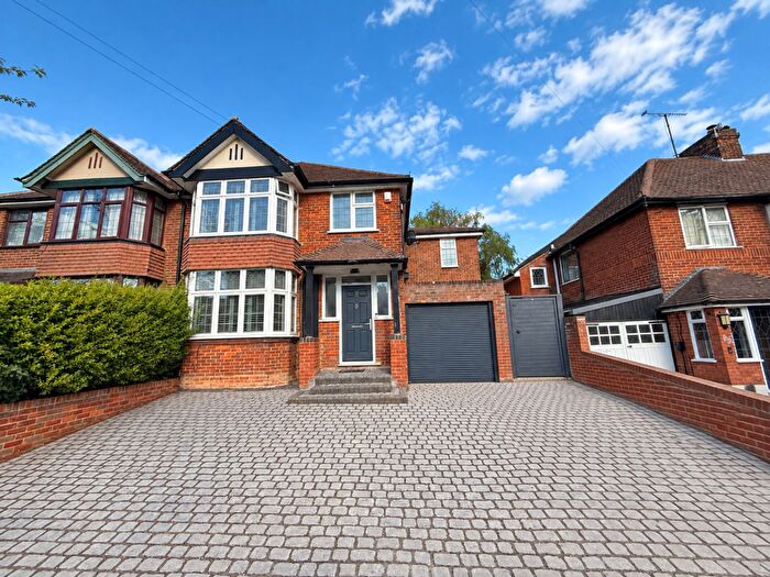 4 Bedroom Semi Detached House For Sale In Manton Drive, Luton, LU2