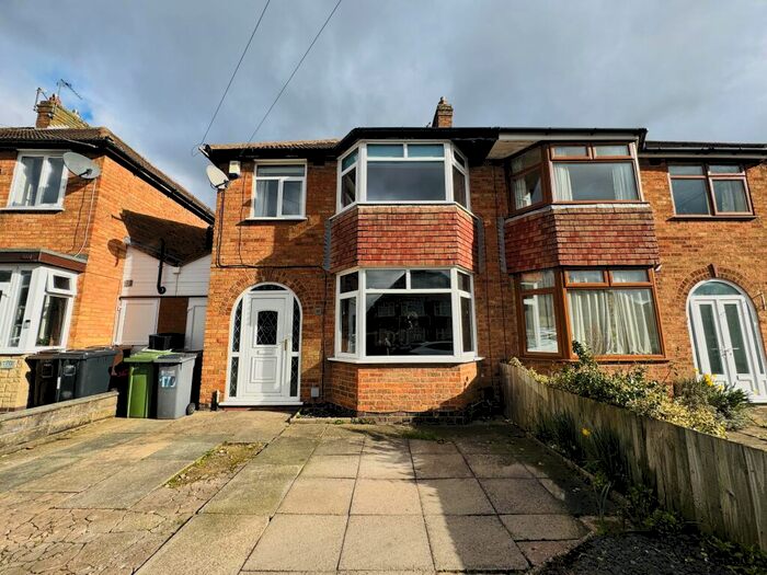 3 Bedroom Semi-Detached House To Rent In Hurdis Road, Shirley, Solihull, B90