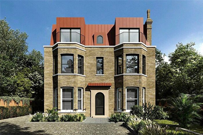 2 Bedroom Apartment For Sale In Station Road, New Barnet, EN5