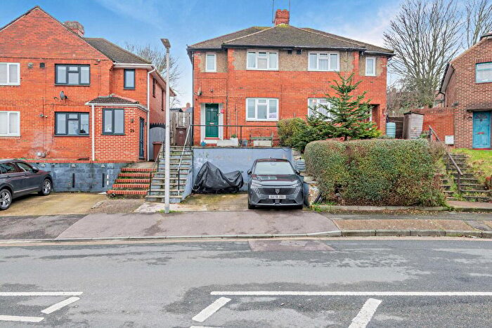 3 Bedroom Semi Detached House For Sale In Elaine Avenue, Rochester, ME2