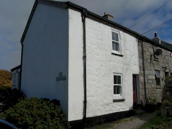 2 Bedroom Cottage To Rent In Falmouth Place, Carnyorth, Penzance, TR19