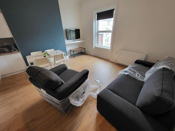 4 Bedroom Terraced House To Rent In Portland Terrace, Newcastle Upon Tyne, NE2