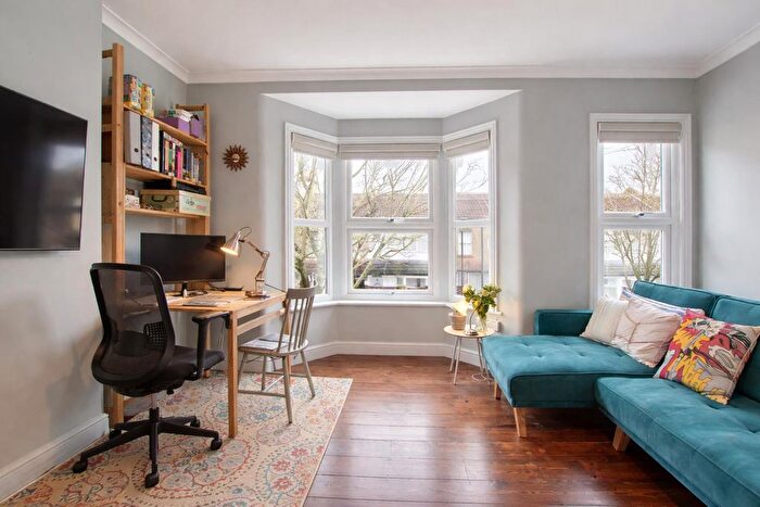 1 Bedroom Flat To Rent In Richford Road, London, E15