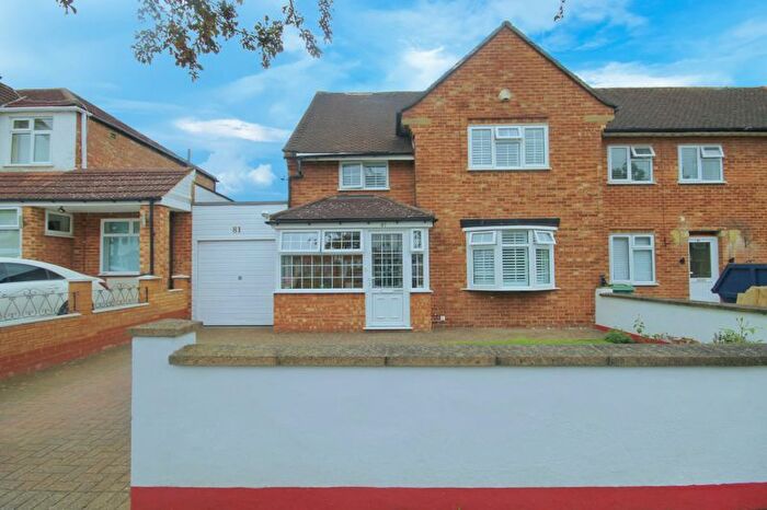 3 Bedroom Terraced House For Sale In Millet Road, Greenford, UB6