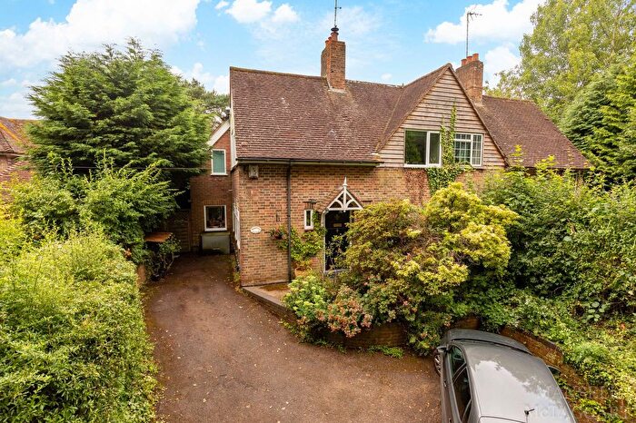 3 Bedroom Cottage For Sale In Imberhorne Lane, East Grinstead, RH19