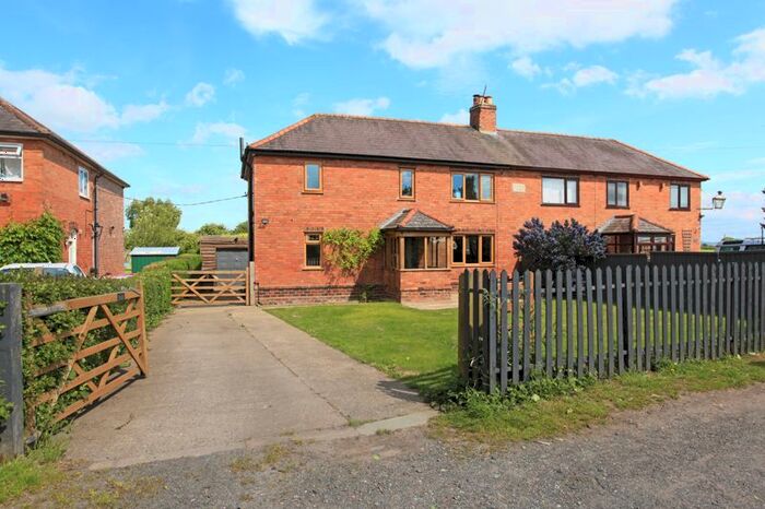 3 Bedroom Semi-Detached House For Sale In Heath Court, Cliff Crescent, Ellerdine, Telford, TF6