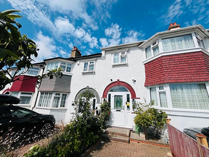 1 Bedroom Flat To Rent In Briar Avenue, London, SW16