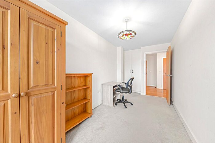 3 Bedroom Flat To Rent In Theodor Court, Nobel Close, NW9