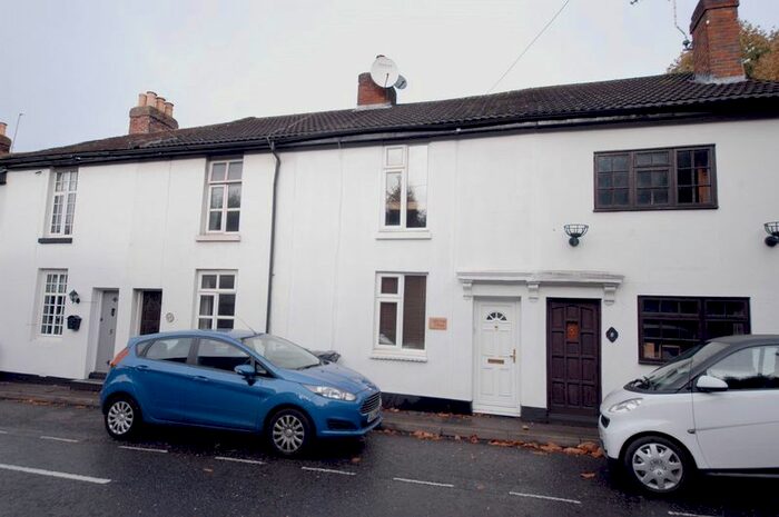 2 Bedroom Property To Rent In Bearsted Road, Weavering, Maidstone, ME14