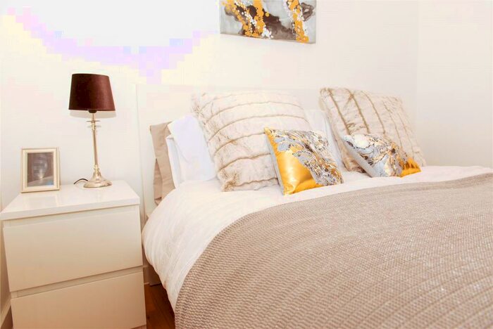 1 Bedroom Flat To Rent In The Plaza, Advent Way, Ancoats, M4