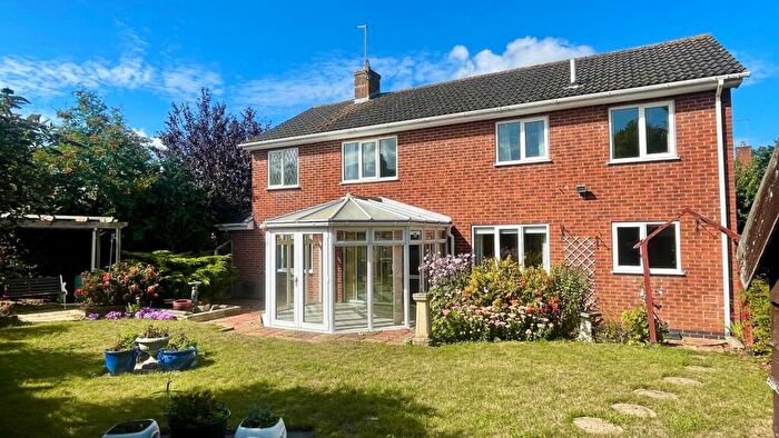 4 Bedroom Detached House For Sale In Milton Way, Bretton, Peterborough, PE3