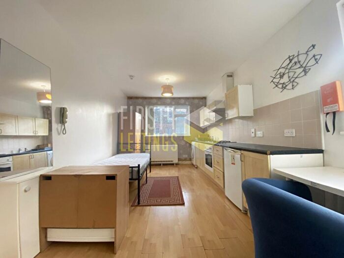 Studio To Rent In Clarendon Park Road, Clarendon Park, LE2