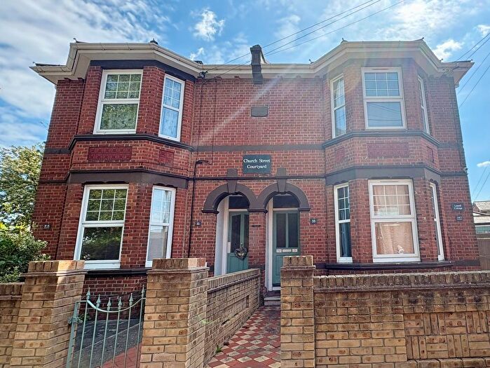 2 Bedroom Flat To Rent In Church Street, Southampton, SO15