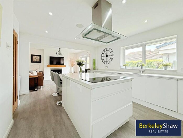 4 Bedroom Detached House For Sale In Liverpool Road, Formby, Liverpool, L37