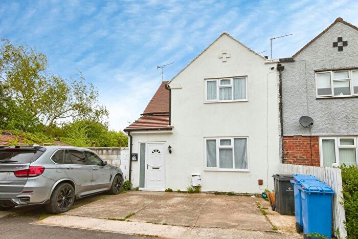 3 Bedroom Semi-Detached House For Sale In Whittington Street, Allenton, Derby, Derbyshire, DE24