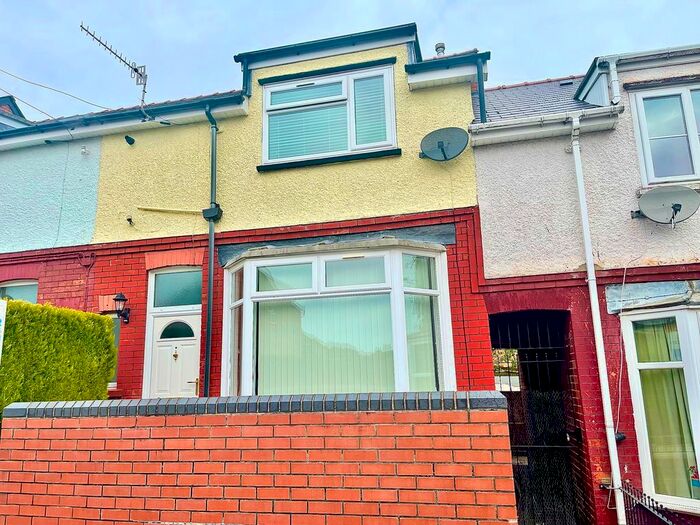 3 Bedroom Terraced House To Rent In South View, Griffithstown, Pontypool, NP4