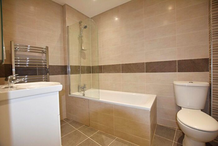 1 Bedroom Flat To Rent In Cross Road, Sidcup, Kent, DA14