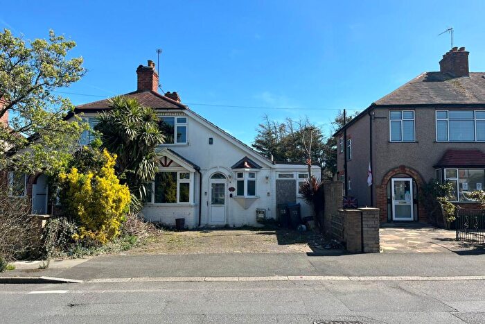 3 Bedroom Semi-Detached House For Sale In The Drive, Morden, Surrey, SM4