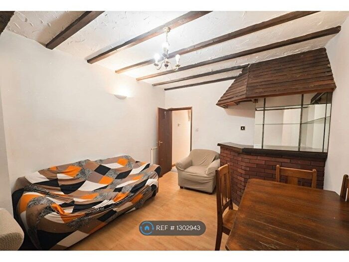 4 Bedroom Terraced House To Rent In Eldon St, Reading, RG1