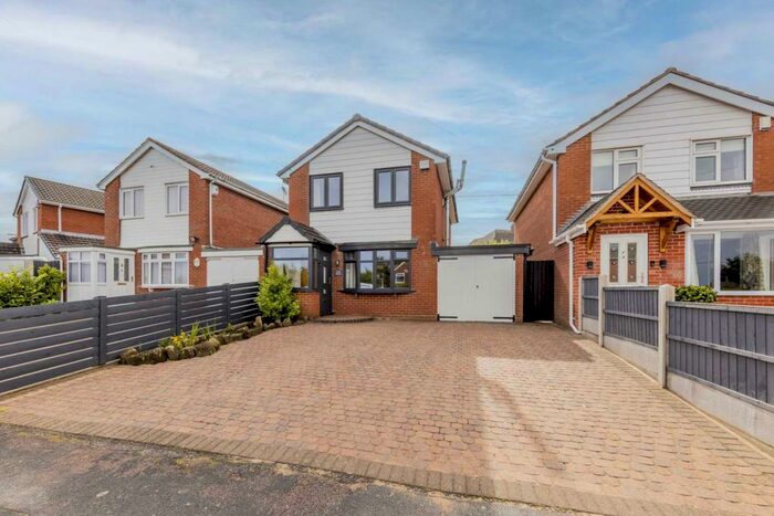 3 Bedroom Detached House For Sale In Sandon Close Cresswell, ST11