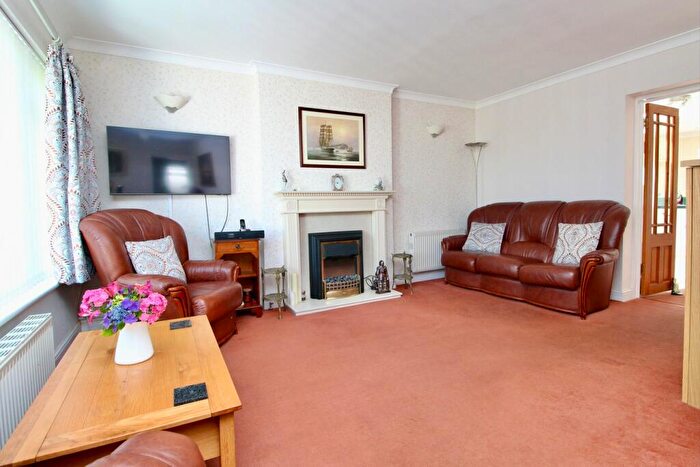 3 Bedroom Detached Bungalow For Sale In Highfield Road, Lymington, SO41