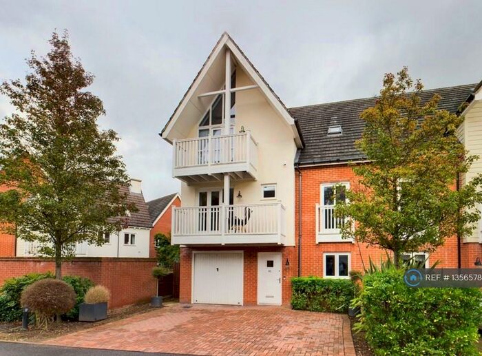 5 Bedroom Semi-Detached House To Rent In Woodshires Road, Solihull, B92