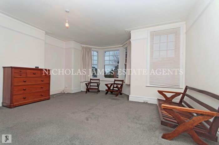 2 Bedroom Flat To Rent In Conway Road, Southgate, London, N14