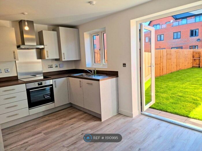 2 Bedroom Terraced House To Rent In Ascot Way, Birmingham, B31