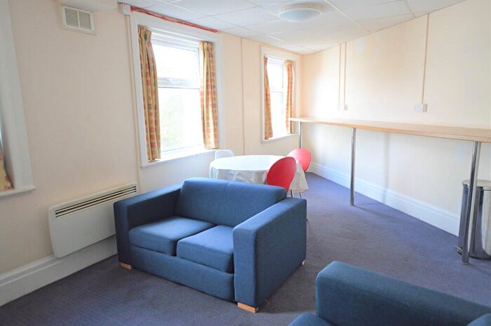 1 Bedroom House Of Multiple Occupation To Rent In Room St. Peters Road, Bournemouth, Dorset, BH1