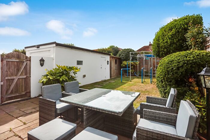 3 Bedroom Semi-Detached House For Sale In St Keyna Avenue, Hove, East Sussex, BN3
