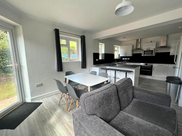 7 Bedroom Detached House To Rent In Pennsylvania Road, Exeter, EX4