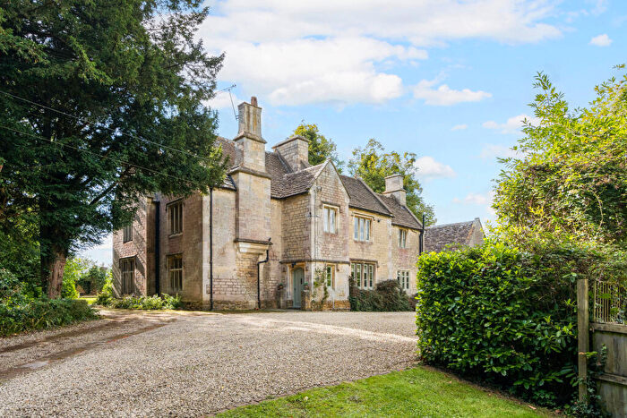 8 Bedroom Detached House For Sale In Echo Lane, Stinchcombe, GL11