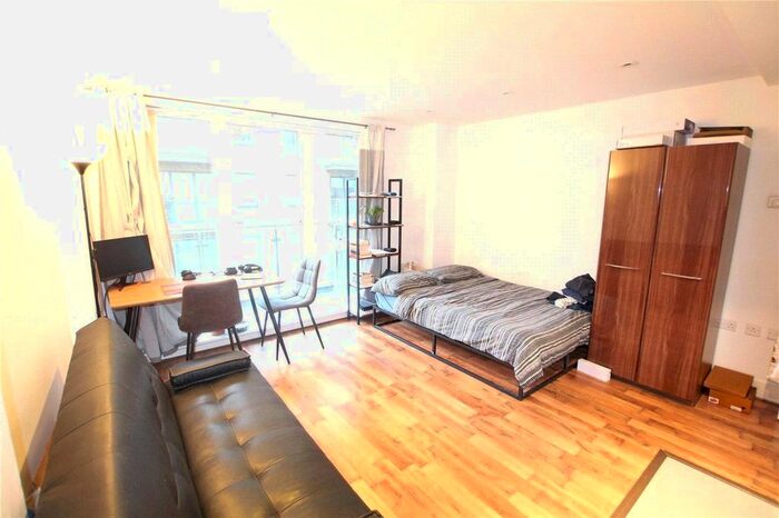 Studio To Rent In Caspian Wharf, 1 Yeo Street, London E3