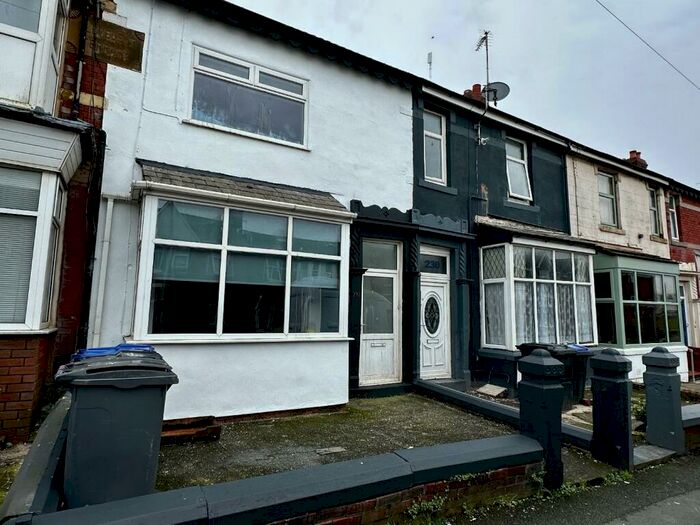3 Bedroom Terraced House For Sale In Central Drive, Blackpool, FY1