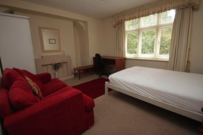2 Bedroom Detached House To Rent In Meyrick Park, Student Let, BH3