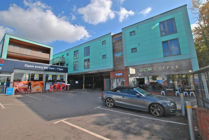 2 Bedroom Flat To Rent In Alpha House, Cheltenham, GL50