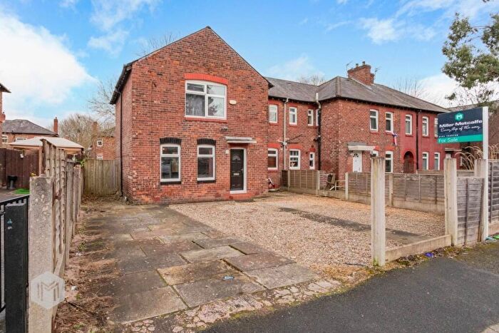 3 Bedroom End Of Terrace House For Sale In Bradley Avenue, Salford, M7