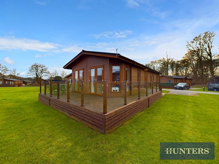 3 Bedroom Mobile/park Home For Sale In Bridlington Links, Flamborough Road, Sewerby, Bridlington, YO15