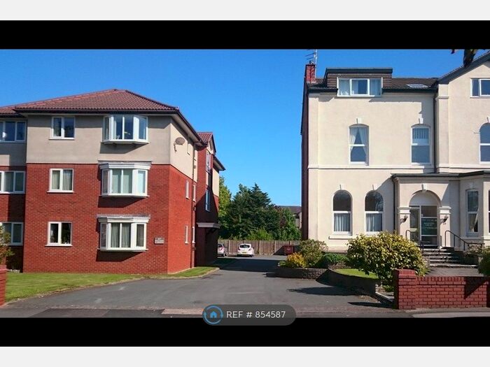 1 Bedroom Flat To Rent In Malvern Gardens, Southport, PR8