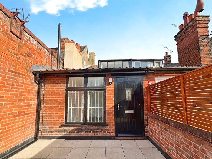 2 Bedroom Apartment For Sale In Wingfield Street, Ipswich, Suffolk, IP4