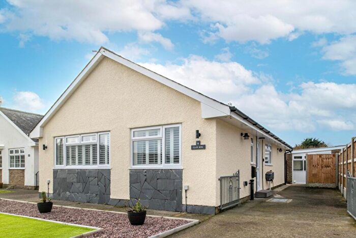 2 Bedroom Detached Bungalow For Sale In Cefn Y Gader, Morfa Bychan, Porthmadog, LL49