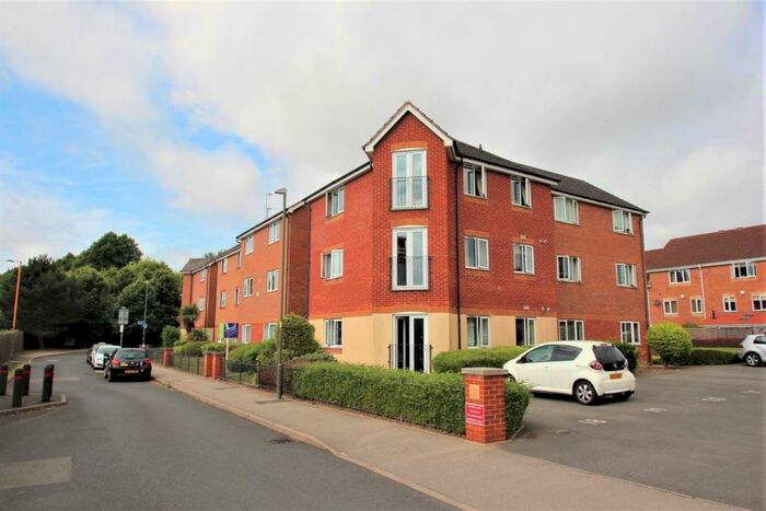2 Bedroom Apartment To Rent In Garrington Road, Bromsgrove, B60